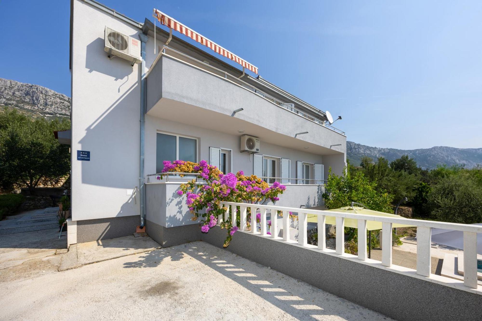Casa Felice Apartments-Holiday Home Kaštela Exteriör bild
